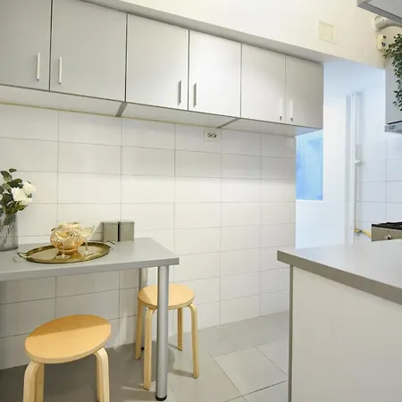 Apartment Cozy 2-bedroom Retreat In The Heart Of History *