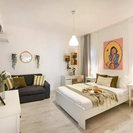 Apartment Cozy 2-bedroom Retreat In The Heart Of History Bucharest