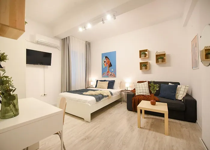 Cozy 2-bedroom Retreat In The Heart Of History Appartement
