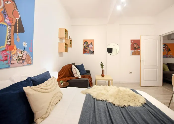 Appartement Cozy 2-bedroom Retreat In The Heart Of History *