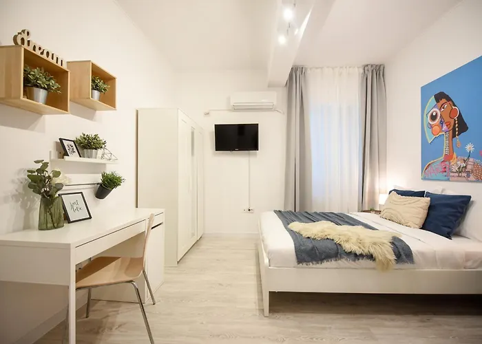 Apartament Cozy 2-bedroom Retreat In The Heart Of History Bukareszt