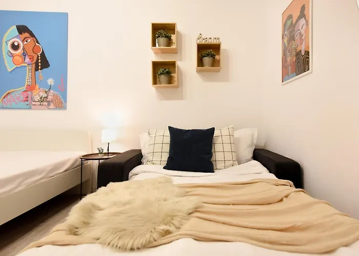 Apartamento Cozy 2-bedroom Retreat In The Heart Of History Bucarest